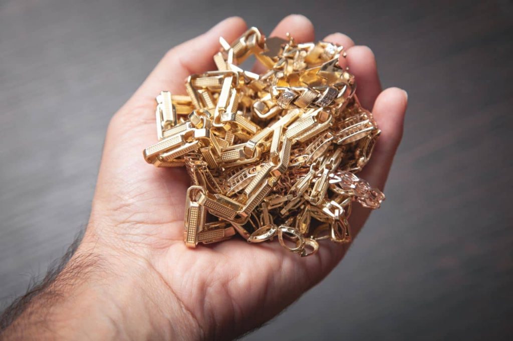How to Sell Scrap Gold guide - thegoldcalculator.com